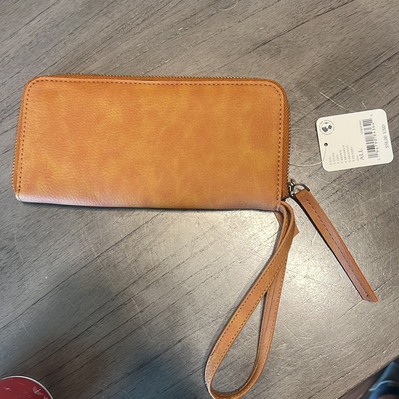 Free people wallet brand new with tags - Picture 2 of 2